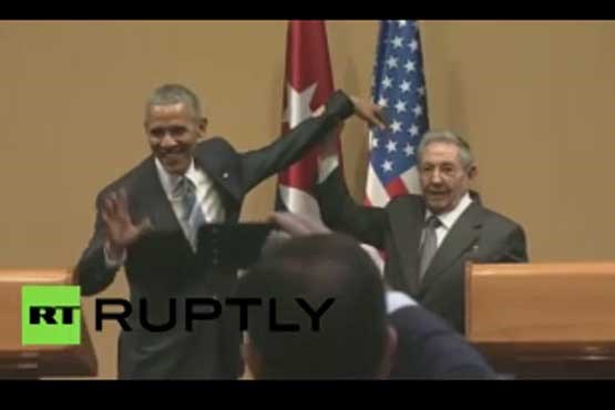 وقتی کاسترو مانع می شود اوباما بغلش کند (فیلم)