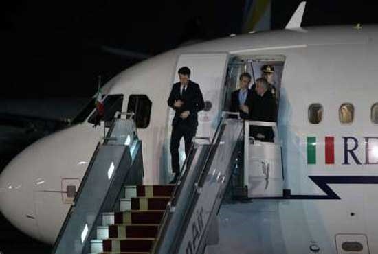 نخست وزیر ایتالیا در صدر یک هیات بلندپایه وارد تهران شد