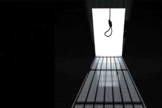اعدام مرد جنایتکار و 2 قاچاقچی در زندان