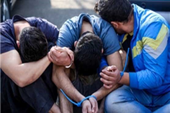 دستگیری باند سرقت زنجیره ای طلا در قشم