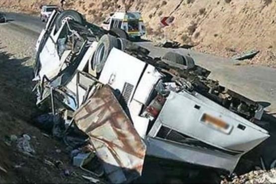 19 کشته در سقوط اتوبوس در محور نی ریز + فیلم و عکس