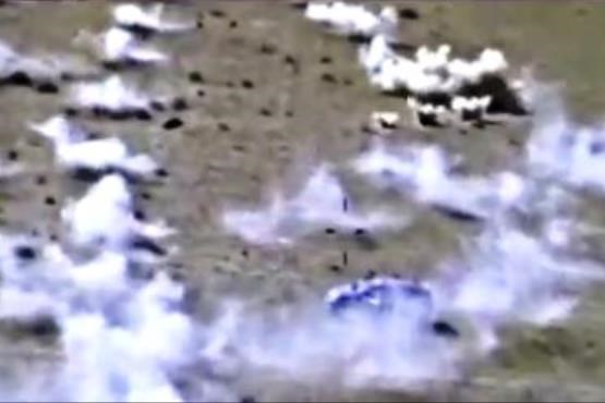 کاروان داعش طعمه جنگنده های عراقی شد + فیلم
