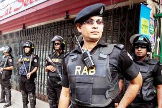 یک مهاجم حمله به مراسم نماز عید فطر بنگلادش دستگیر شد