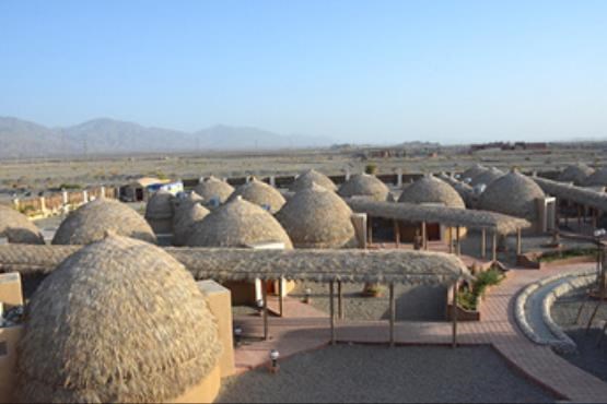 نخستین هتل کپری جهان در کرمان آماده بهره برداری است