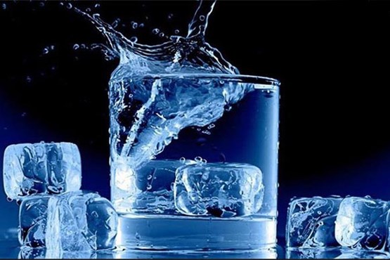 دلایل ضرر داشتن مصرف آب سرد از نظر طب سنتی