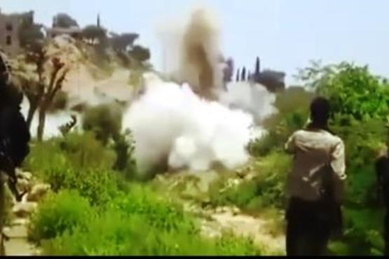 عربستان مساجد یمن را به شیوه داعش منفجر می‌کند + فیلم