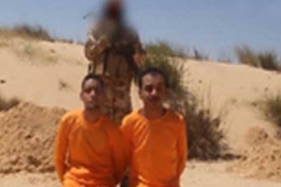 اعدام وحشیانه دو مصری به دست داعشی‌