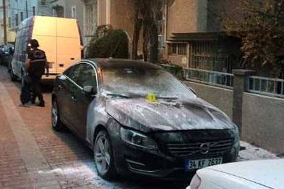28 خودرو در استانبول در آتش سوخت