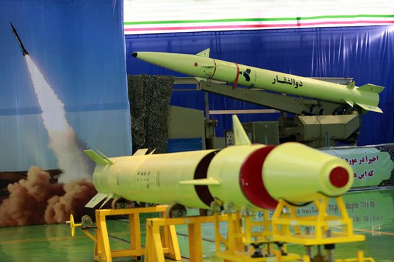 افتتاح خط تولید موشک نقطه زن ایران با برد 700 کیلومتر +عکس