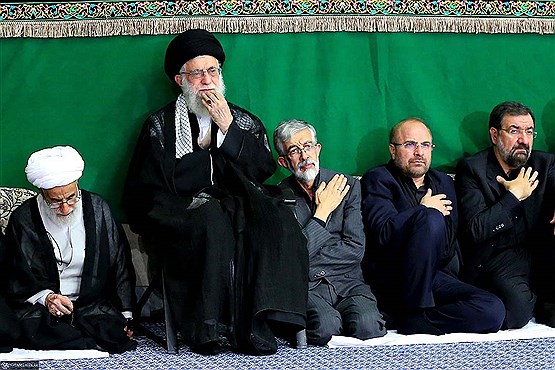 دومین شب عزاداری محرم در حسینیه امام خمینی با حضور رهبر انقلاب
