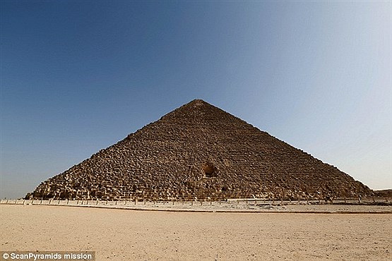 کشف دو اتاق اسرار آمیز در مقبره فرعون (عکس)