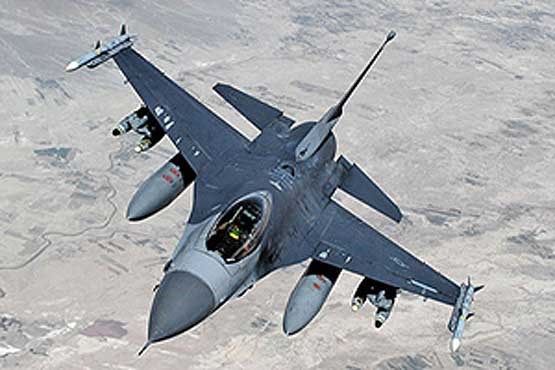 تحویل 4 هواپیمای اف 16 به نیروی هوایی عراق