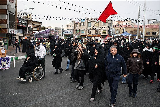 پیاده روی جاماندگان از اربعین حسینی در تهران