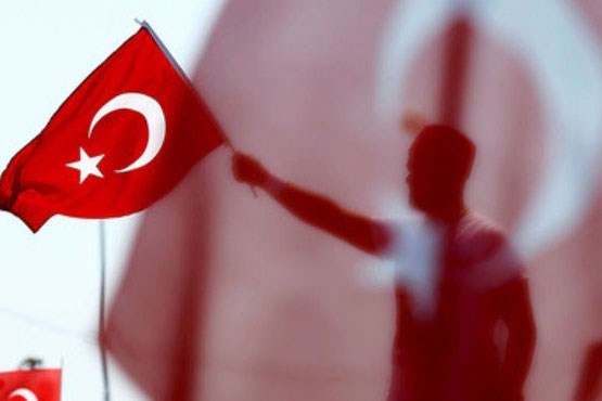 ۱۰ هزار کارمند ترکیه به اتهام همکاری با «پ ک ک» برکنار شدند