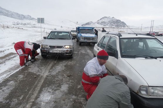 امدادرسانی به هزار و ۹۶۴ نفر گرفتار برف و کولاک