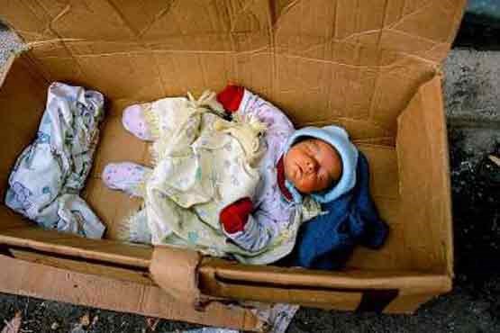 نهادهای متولی هم نوزاد یک روزه را رها کردند