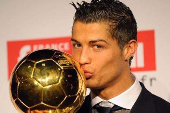 رونالدو برای چهارمین بار توپ طلای جهان را ربود