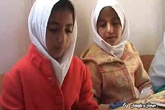دعای دانش آموزان سیستانی برای پدر مدرسه ساز