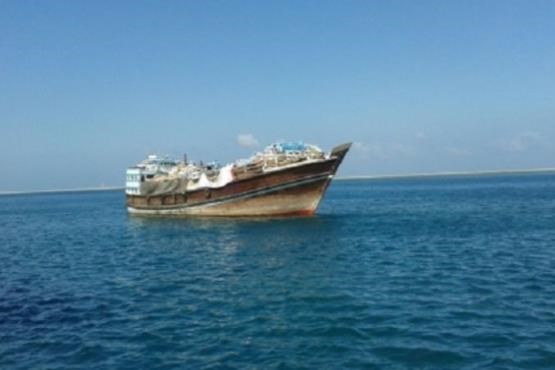 2 لنج صیادی امارات در جزیره کیش توقیف شد
