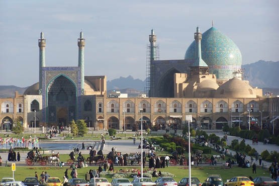 دو افتخار بزرگ اصفهان کمتر از یک هفته