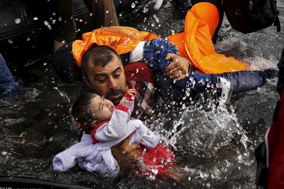 ۹۰ کشته و مفقود بر اثر واژگونی قایق پناهجویان
