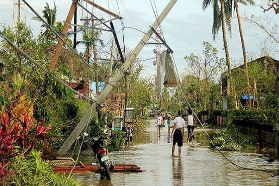 توفان ۳۸۰ هزار فیلیپینی را بی خانمان کرد