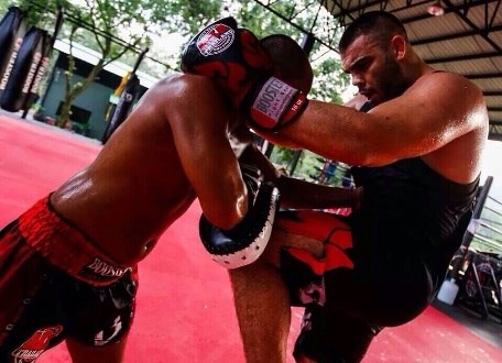 با پیروزی مقابل حریف قدرتمند روس / امیر علی اکبری به فینال رقابت های جهانی MMA رسید