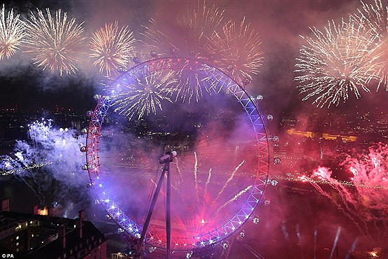 سال نوی میلادی در سراسر دنیا (تصاویر)