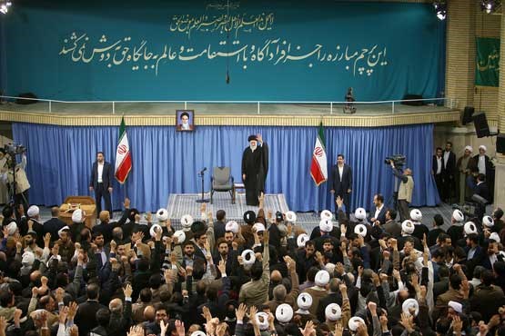 مردم قم با رهبر معظم انقلاب اسلامی دیدار می کنند