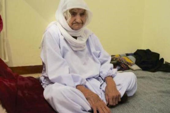 پیرترین پناهجوی جهان از قلمرو داعش فرار کرد