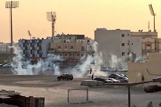 یورش وحشیانه آل‌ خلیفه به معترضان بحرینی در مناطق مختلف