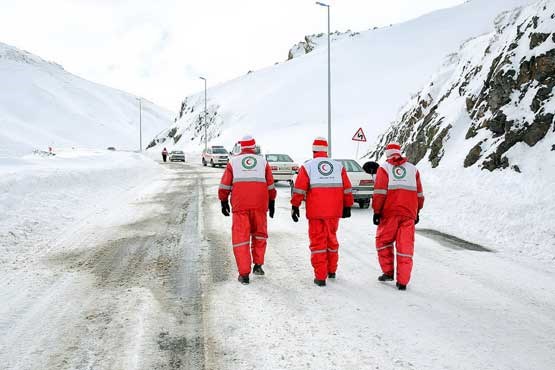 برف و کولاک 10 استان را در نوردید / رهاسازی 153 خودروی گرفتار در برف
