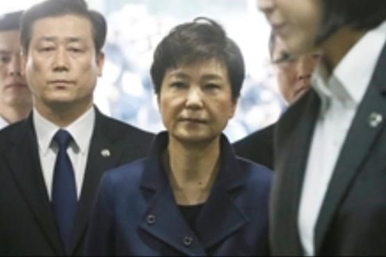 گریه رئیس جمهور سابق کره جنوبی در زندان