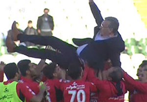 جشن قهرمانی پرسپولیس سه هفته قبل از اتمام لیگ