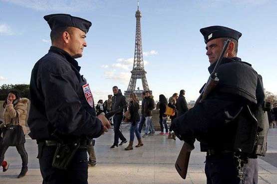 بازداشت دو مظنون به انجام عملیات تروریستی در فرانسه