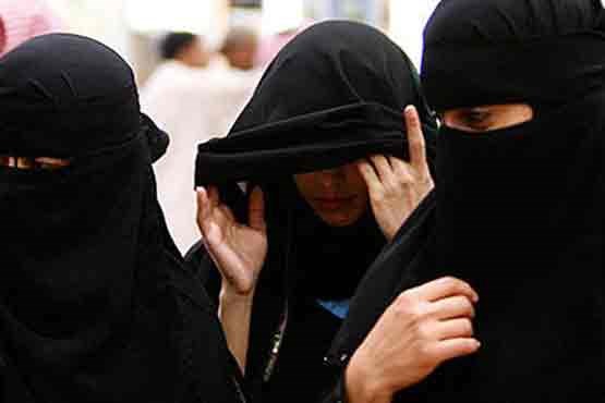 فیلم کتک کاری زنان سعودی برای خرید لباس ارزان!