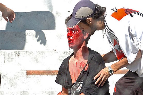 وحشت و اوباشگری در ورزشگاه های آرژانتین +تصاویر