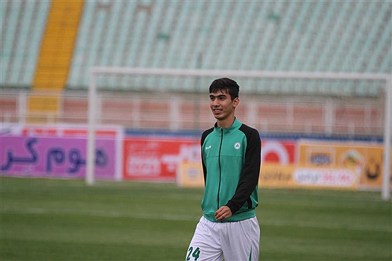 رضا شکاری، لژیونر جدید فوتبال ایران