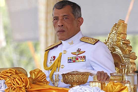 طبل رسوایی پادشاه تایلند در جهان زده شد +عکس