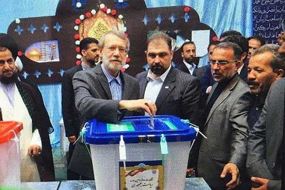 لاریجانی: پشتیبانی جدی از انتخابات وزن جمهوری اسلامی ایران را در منطقه بالاتر می‌برد