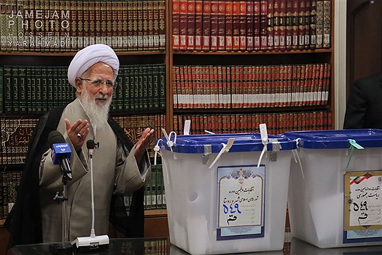 اخذ رای مراجع عظام تقلید و رئیس مجلس شورای اسلامی