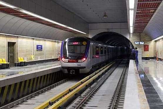 سرویس دهی متروی تهران به تماشاگران شهرآورد 85