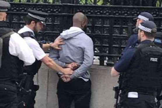 دستگیری مردی با چاقو مقابل پارلمان انگلیس