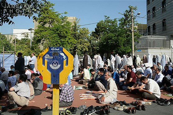 اقامه نماز عید سعید فطر در مساجد تهران
