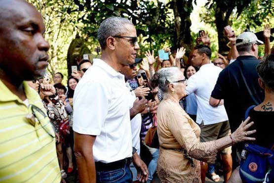 اوباما و خانواده‌اش در بالی +عکس