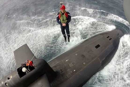بازدید رئیس جمهور فرانسه از زیردریایی «مخوف»
