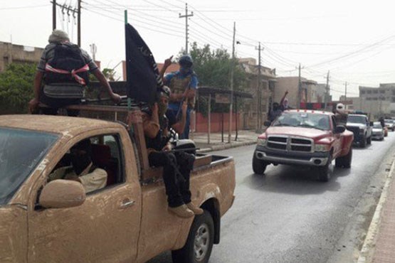 معارضان سوری سلاح های آمریکایی به داعش می فروشند
