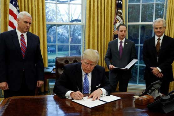 ترامپ طرح تحریم‌های ایران، روسیه و کره‌شمالی را امضا کرد