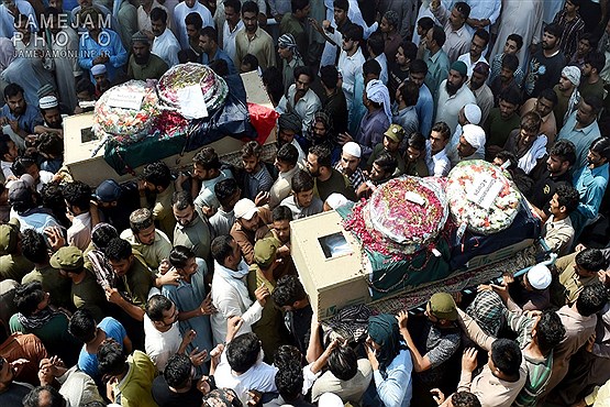 تشییع پیکر قربانیان انفجار تروریستی طالبان در پاکستان