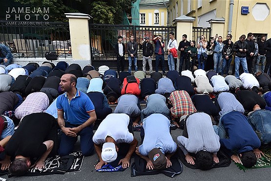 تجمع اعتراض آمیز مسلمانان روسیه مقابل سفارت میانمار